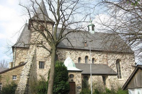 Die Stiftskirche in Stoppenberg, Foto: Robert Welzel Die Stiftskirche in Stoppenberg, Foto: Robert Welzel
