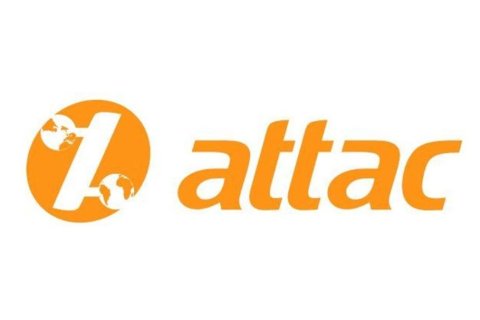 Logo des globalisierungskritischen Netzwerks Attac. Links ein oranger Kreis, in dem eine wei&szlig;e, schr&auml;g gestellte Ziffer oder ein stilisiertes Prozentzeichen liegt; zwei kleine Weltkugeln in Orange-Wei&szlig; bilden dessen Punkte. Rechts daneben der Schriftzug &bdquo;attac&ldquo; in kr&auml;ftigem Orange, kursiv geneigt, in runder, kleingeschriebener Schrift auf wei&szlig;em Grund.